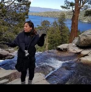 Meet your Posher, Ika